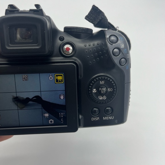 Canon Powershot SX10IS 10MP Digital Camera with 20x Optical Stabilized Zoom - Picture 6 of 10